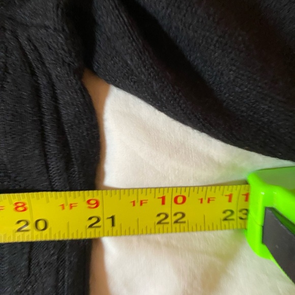 ALIA Petites Black Super Soft cableknit Sweater LARGE - Picture 7 of 9